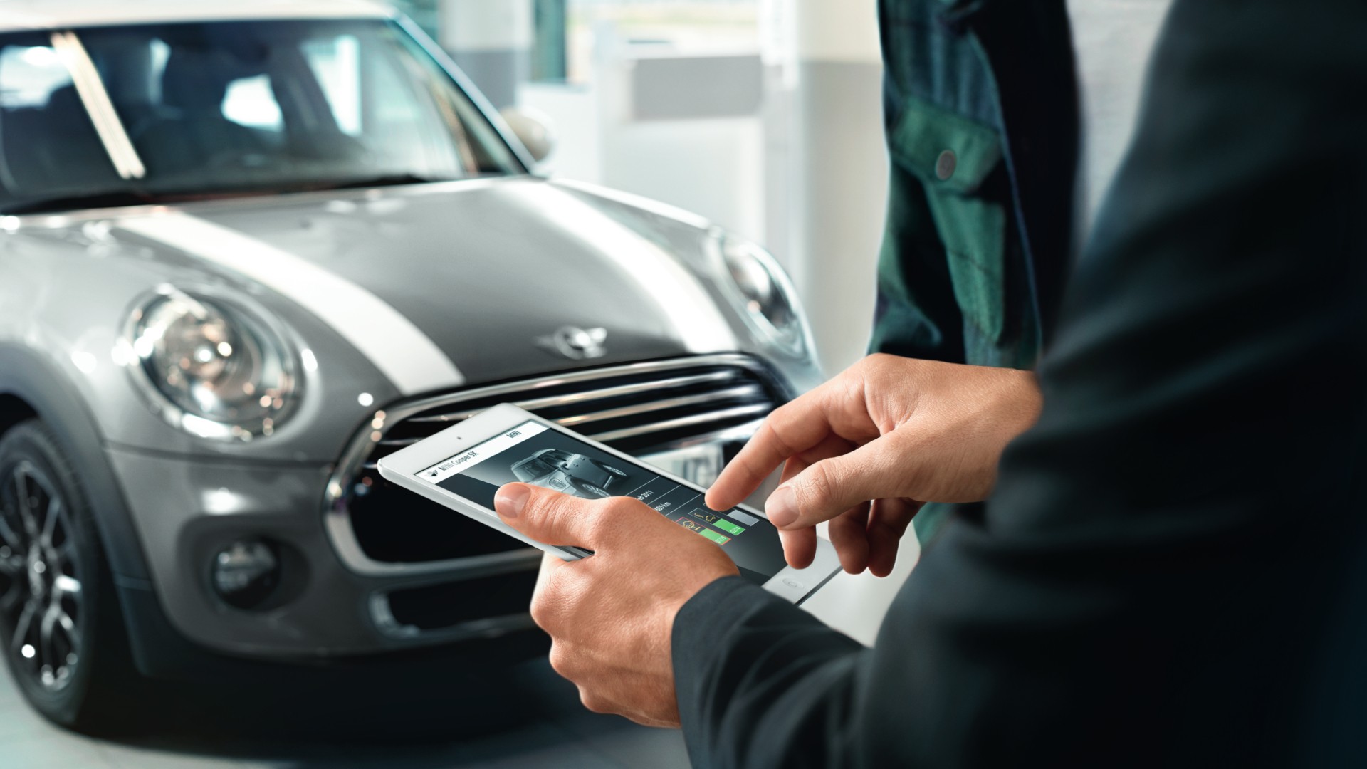 Woman using the Online Appointment Calendar